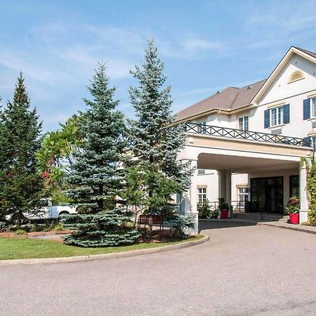 Ax Hotel Монт-Тремблант Екстериор снимка