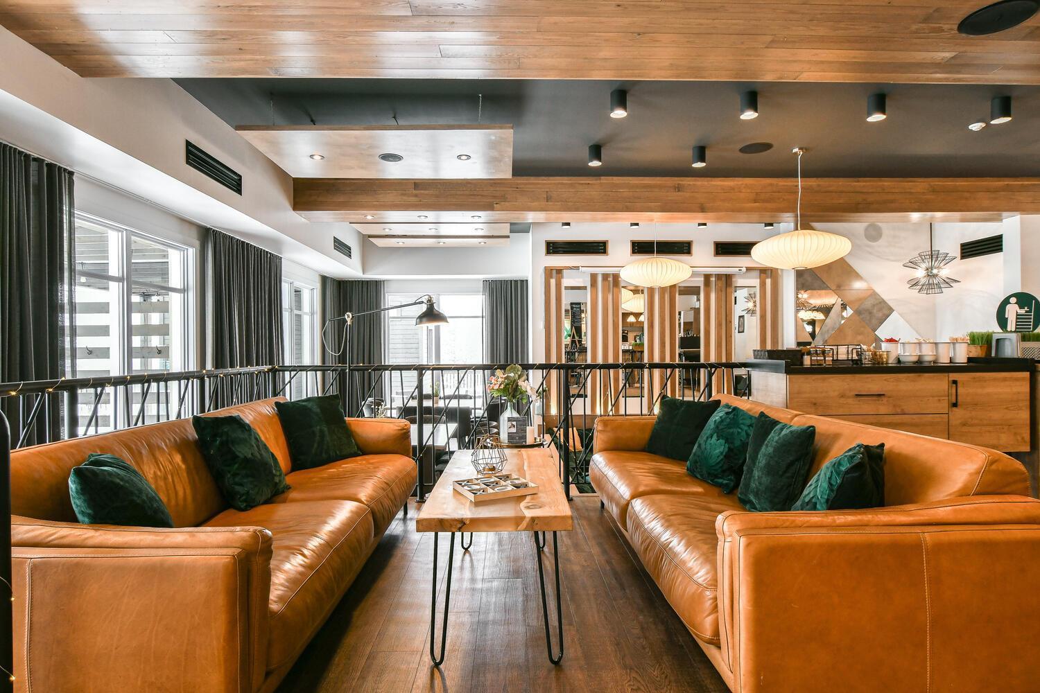 Ax Hotel Монт-Тремблант Екстериор снимка
