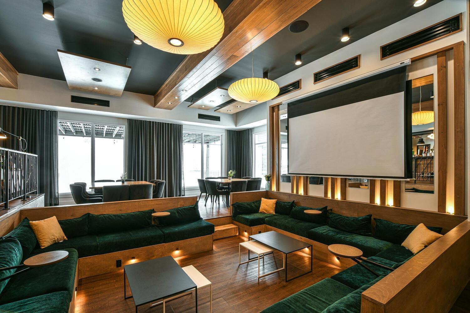 Ax Hotel Монт-Тремблант Екстериор снимка