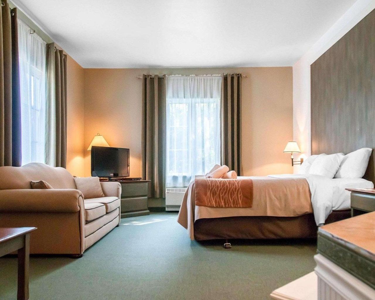Ax Hotel Монт-Тремблант Екстериор снимка